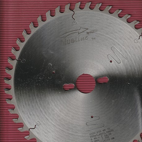 blueline by AKE Holzwerkstoffkreissägeblatt Hohlzahn positiv fein – Ø 250 mm, Bohrung 30 mm